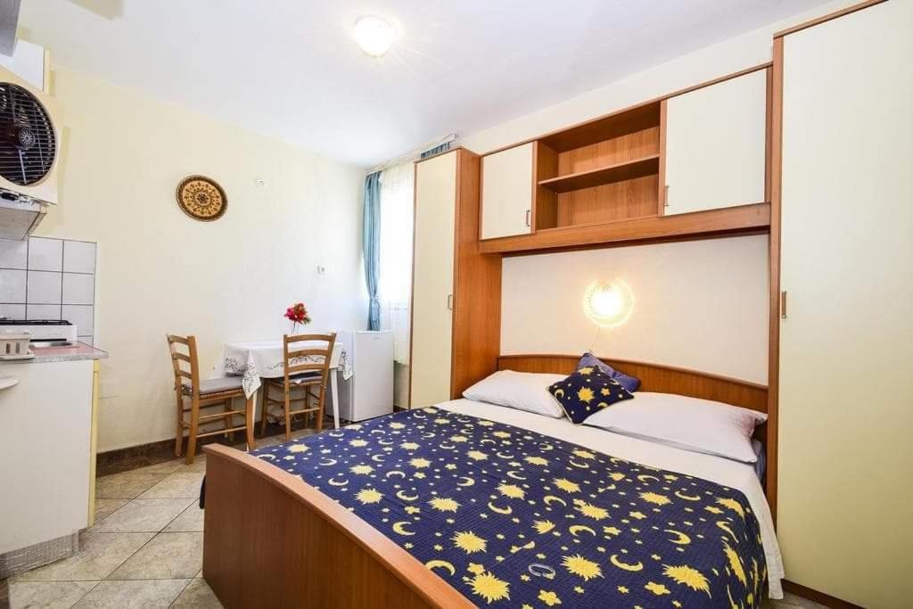 Apartmani Krizanovic 沃迪切 外观 照片