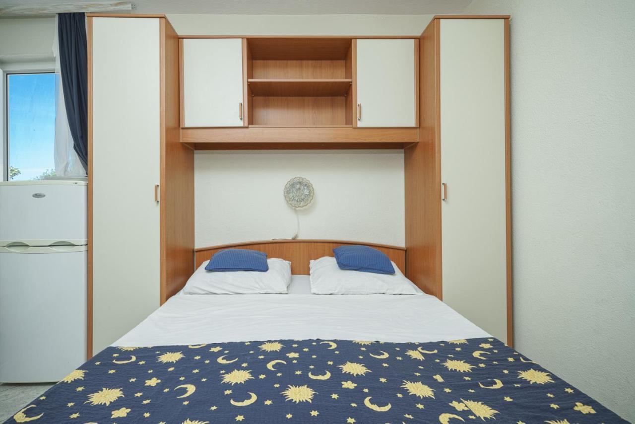 Apartmani Krizanovic 沃迪切 外观 照片